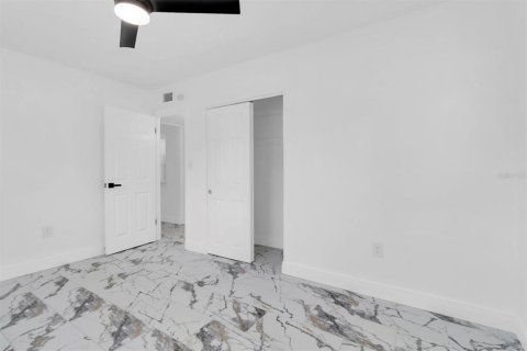 Villa ou maison à vendre à New Port Richey, Floride: 2 chambres, 86.96 m2 № 1900839 - photo 16