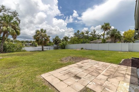 Villa ou maison à vendre à New Port Richey, Floride: 2 chambres, 86.96 m2 № 1900839 - photo 24
