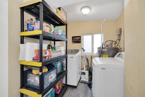 Casa en venta en Hollywood, Florida, 3 dormitorios, 108.97 m2 № 2250391 - foto 12