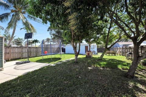 Casa en venta en Hollywood, Florida, 3 dormitorios, 108.97 m2 № 2250391 - foto 14