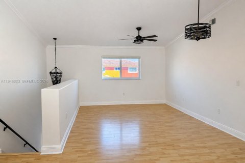 Купить кондоминиум в Хайалиа Гарденс, Флорида 3 спальни, 110.55м2, № 2003369 - фото 10