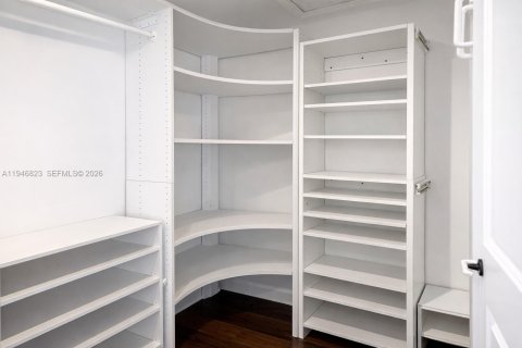 Купить кондоминиум в Хайалиа Гарденс, Флорида 3 спальни, 110.55м2, № 2003369 - фото 8