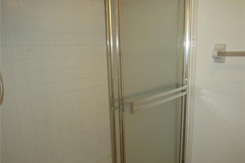 Condo in Port Charlotte, Florida, 2 bedrooms № 2204452 - photo 16