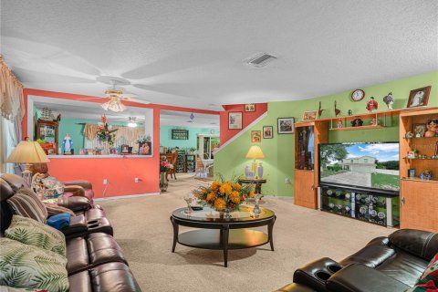 House in Lakeland, Florida 4 bedrooms, 268.02 sq.m. № 2221282 - photo 5