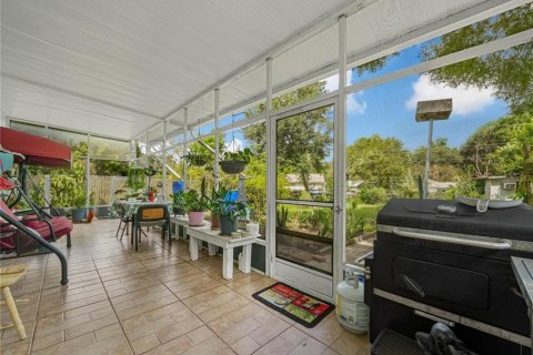 House in Lakeland, Florida 4 bedrooms, 268.02 sq.m. № 2221282 - photo 23