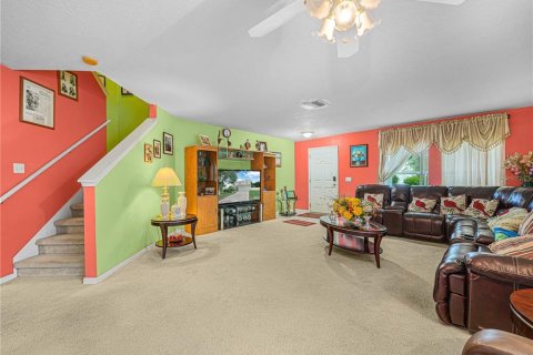 House in Lakeland, Florida 4 bedrooms, 268.02 sq.m. № 2221282 - photo 3