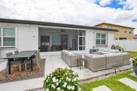 Villa ou maison à vendre à Port St. Lucie, Floride: 3 chambres, 182.27 m2 № 2175382 - photo 29