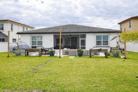 Villa ou maison à vendre à Port St. Lucie, Floride: 3 chambres, 182.27 m2 № 2175382 - photo 26