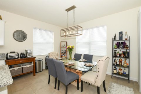 Villa ou maison à vendre à Port St. Lucie, Floride: 3 chambres, 182.27 m2 № 2175382 - photo 10