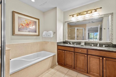 Condominio en venta en Four Corners, Florida, 3 dormitorios, 151.43 m2 № 1369772 - foto 16