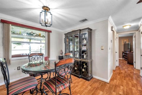 Casa en venta en Port Richey, Florida, 2 dormitorios, 78.6 m2 № 1585774 - foto 9