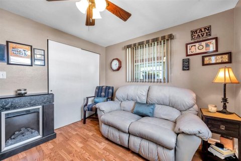 Casa en venta en Port Richey, Florida, 2 dormitorios, 78.6 m2 № 1585774 - foto 13