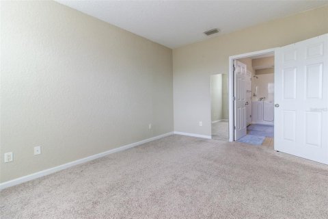 Condo in Ocala, Florida, 2 bedrooms  № 2394302 - photo 26