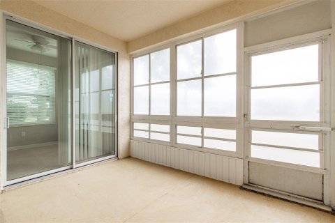 Condo in Ocala, Florida, 2 bedrooms  № 2394302 - photo 20