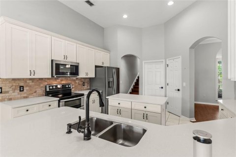 House in Longwood, Florida 4 bedrooms, 270.07 sq.m. № 1902996 - photo 11