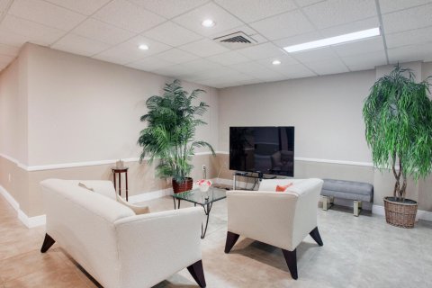 Condominio en alquiler en Palm Beach, Florida, 2 dormitorios, 117.43 m2 № 1226924 - foto 1