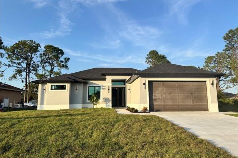 Casa en venta en Lehigh Acres, Florida, 3 dormitorios, 142.23 m2 № 1984299 - foto 1