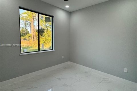 Casa en venta en Lehigh Acres, Florida, 3 dormitorios, 142.23 m2 № 1984299 - foto 23