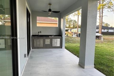 Casa en venta en Lehigh Acres, Florida, 3 dormitorios, 142.23 m2 № 1984299 - foto 25