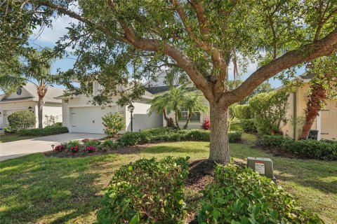 House in Bradenton, Florida 3 bedrooms, 198.44 sq.m. № 1632290 - photo 3