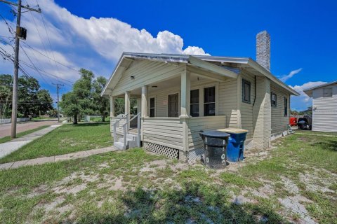House in Clearwater, Florida 5 bedrooms, 156.26 sq.m. № 1869681 - photo 5
