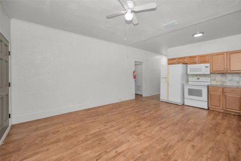House in Clearwater, Florida 5 bedrooms, 156.26 sq.m. № 1869681 - photo 15