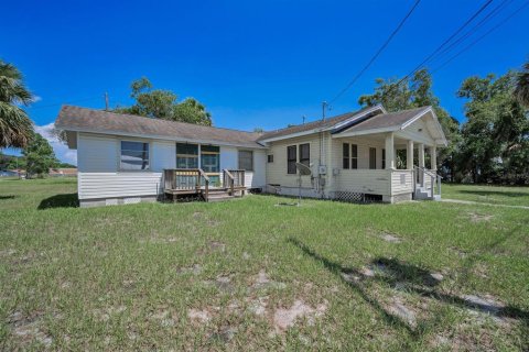 House in Clearwater, Florida 5 bedrooms, 156.26 sq.m. № 1869681 - photo 4