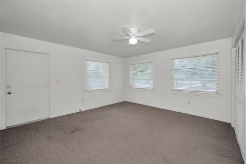 House in Clearwater, Florida 5 bedrooms, 156.26 sq.m. № 1869681 - photo 30