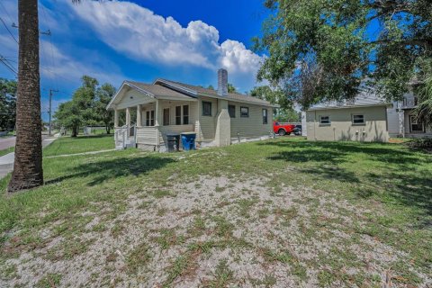 House in Clearwater, Florida 5 bedrooms, 156.26 sq.m. № 1869681 - photo 7