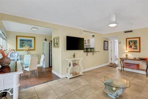 Condominio en alquiler en Sarasota, Florida, 1 dormitorio, 71.35 m2 № 1853281 - foto 18