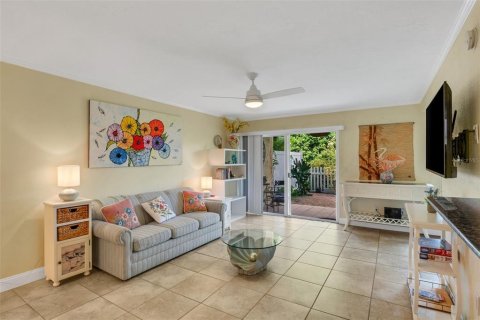 Condominio en alquiler en Sarasota, Florida, 1 dormitorio, 71.35 m2 № 1853281 - foto 4