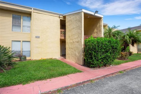 Condominio en alquiler en Sarasota, Florida, 1 dormitorio, 71.35 m2 № 1853281 - foto 1