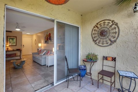 Condominio en alquiler en Sarasota, Florida, 1 dormitorio, 71.35 m2 № 1853281 - foto 19
