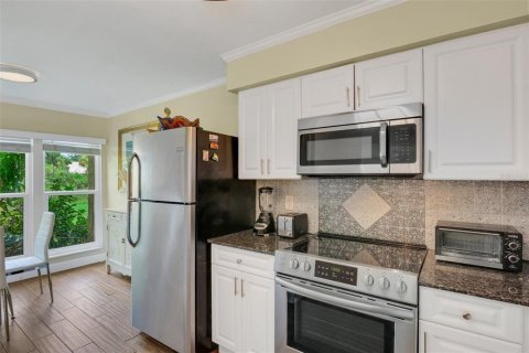 Condominio en alquiler en Sarasota, Florida, 1 dormitorio, 71.35 m2 № 1853281 - foto 10