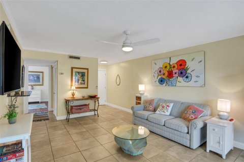 Condominio en alquiler en Sarasota, Florida, 1 dormitorio, 71.35 m2 № 1853281 - foto 3