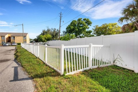 Condominio en alquiler en Sarasota, Florida, 1 dormitorio, 71.35 m2 № 1853281 - foto 30