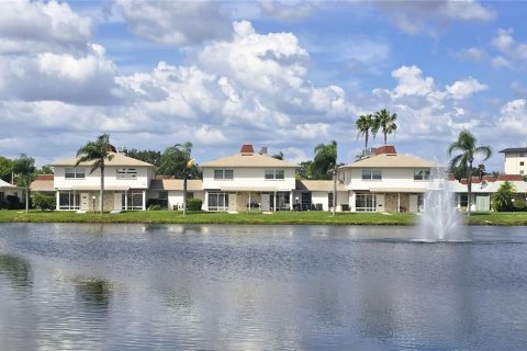 Condo in Holiday, Florida, 2 bedrooms  № 1879604 - photo 1