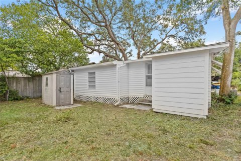House in Clearwater, Florida 3 bedrooms, 89.37 sq.m. № 1666432 - photo 5