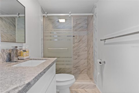 House in Clearwater, Florida 3 bedrooms, 89.37 sq.m. № 1666432 - photo 18