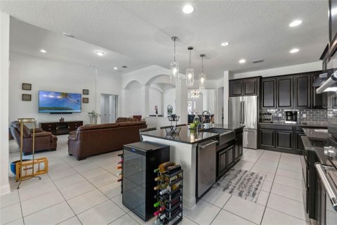 House in Winter Garden, Florida 5 bedrooms, 415.74 sq.m. № 1585434 - photo 18