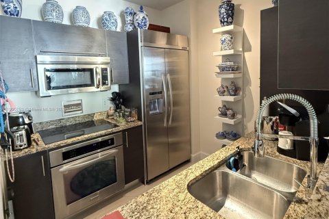 Condominio en venta en West Palm Beach, Florida, 1 dormitorio, 70.14 m2 № 1955564 - foto 2