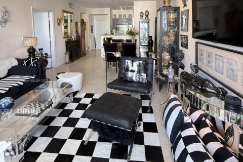 Condominio en venta en West Palm Beach, Florida, 1 dormitorio, 70.14 m2 № 1955564 - foto 9