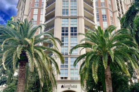 Condominio en venta en West Palm Beach, Florida, 1 dormitorio, 70.14 m2 № 1955564 - foto 1