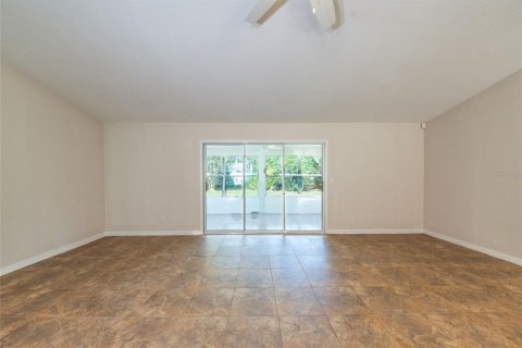 Casa en venta en Palm Coast, Florida, 3 dormitorios, 141.3 m2 № 2387569 - foto 7