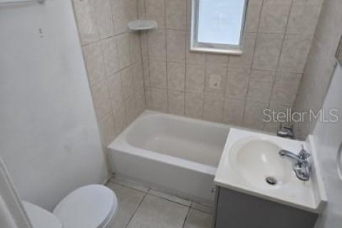 Propiedad comercial en venta en Saint Petersburg, Florida, 4 dormitorios, 163.51 m2 № 2418783 - foto 14