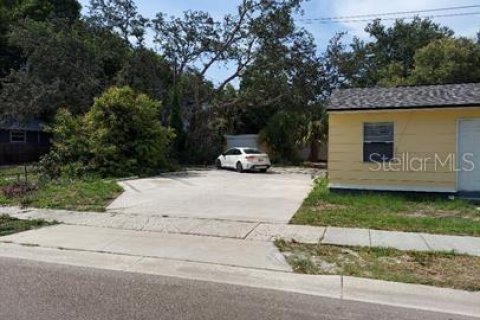 Propiedad comercial en venta en Saint Petersburg, Florida, 4 dormitorios, 163.51 m2 № 2418783 - foto 7