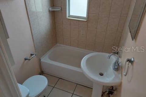 Propiedad comercial en venta en Saint Petersburg, Florida, 4 dormitorios, 163.51 m2 № 2418783 - foto 19