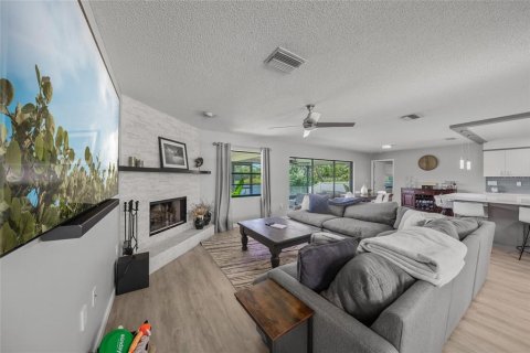 Casa en venta en Sarasota, Florida, 3 dormitorios, 151.43 m2 № 1866921 - foto 14