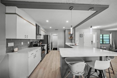 Casa en venta en Sarasota, Florida, 3 dormitorios, 151.43 m2 № 1866921 - foto 6