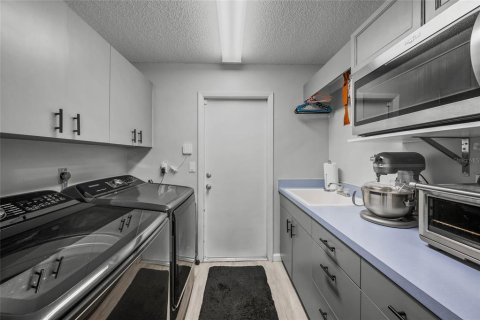 Casa en venta en Sarasota, Florida, 3 dormitorios, 151.43 m2 № 1866921 - foto 28